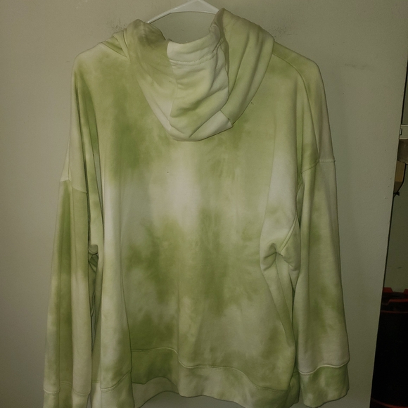 Dip Light Green Cotton Blend Top - Picture 2 of 3